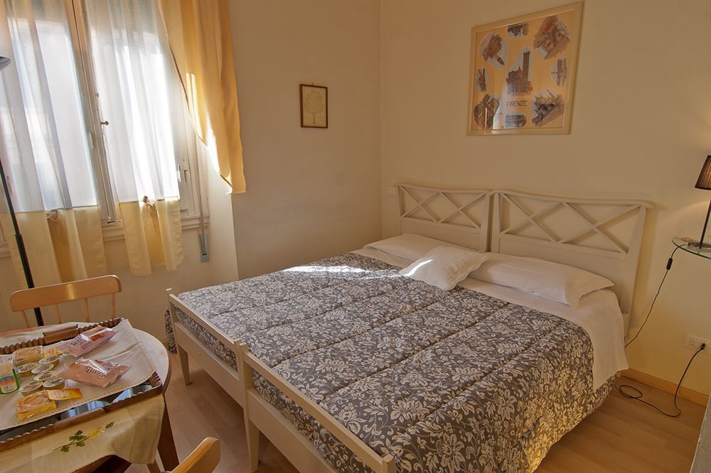 Bed&Bed Cassia Bed & Breakfast ฟลอเรนซ์ ภายนอก รูปภาพ